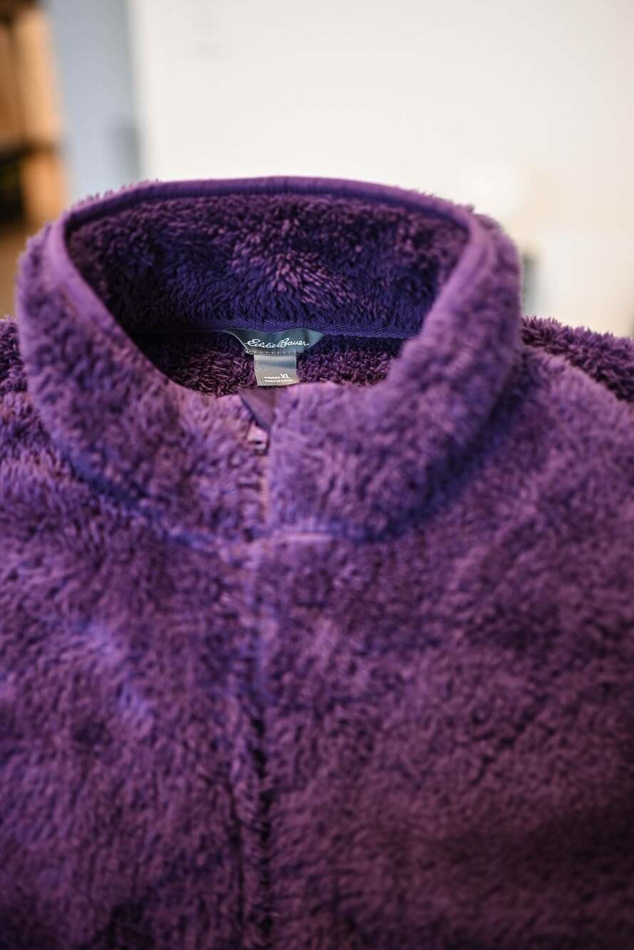 Eddie Bauer Women's Full-Zip Plush Fleece Teddy Jacket in Purple - Picture 2 of 5